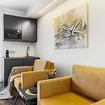 F-apartments - Center With Fireplace, Contactless