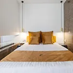 F-apartments - Center With Fireplace, Contactless Apartman