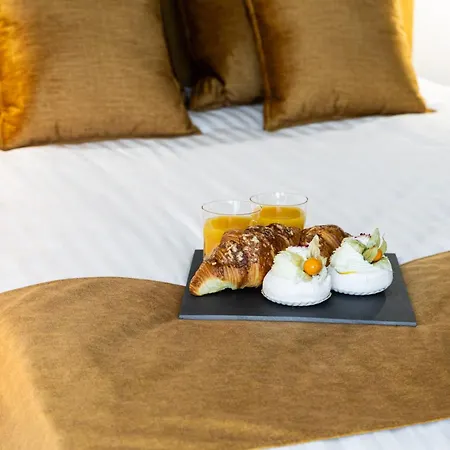 F-apartments - Center With Fireplace, Contactless