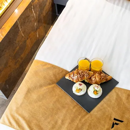 F-apartments - Center With Fireplace, Contactless Apartman