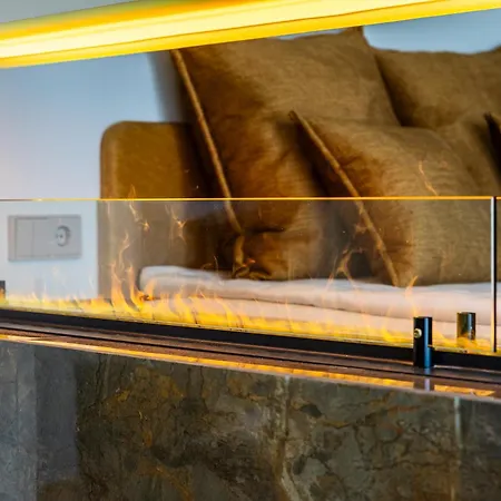 F-apartments - Center With Fireplace, Contactless Apartamento Tartu