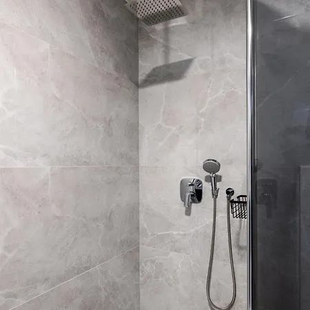 F-apartments - Center With Fireplace, Contactless