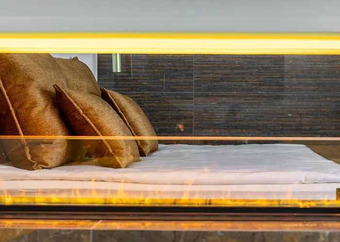 F-apartments - Center With Fireplace, Contactless